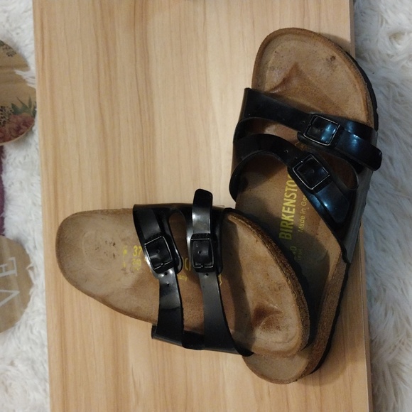 Birkenstock Ibiza Patent Black Sandals with Glossy Straps and Cork Footbed 6 - Picture 5 of 8